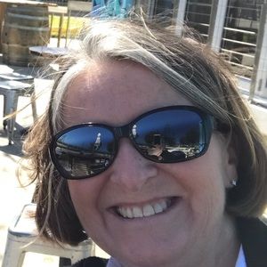 Meet your Posher, Sharon